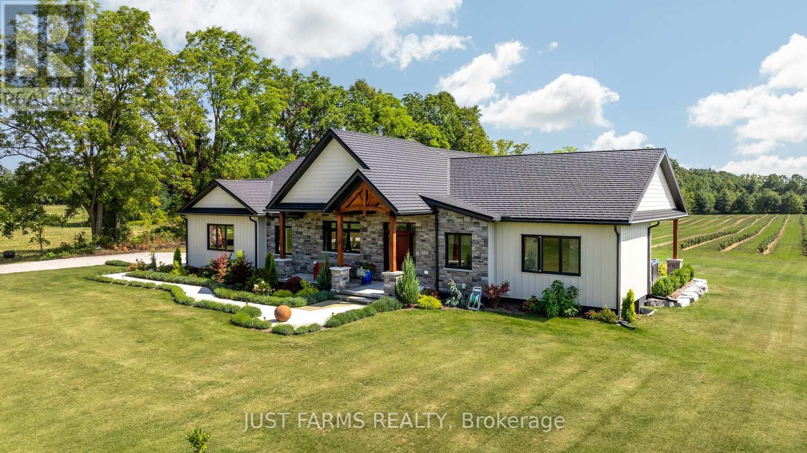 22889 Talbot Line, West Elgin